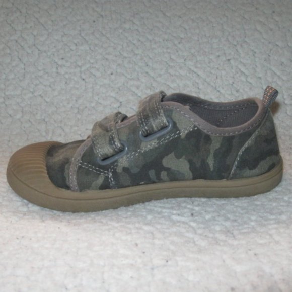 5/$30 Boys Cat & Jack Toddler Parker Shoes - Picture 10 of 10